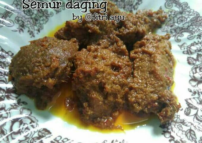 Semur daging empuk