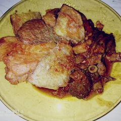 A picture of Fried yam with Egg and Offal.