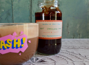 A picture of Hot Chocolate Syrup.