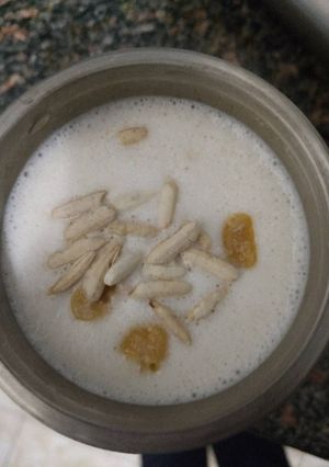 Una foto de Licuado completo para descansar 😁😂