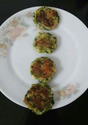 A picture of Spinach cutlet.
