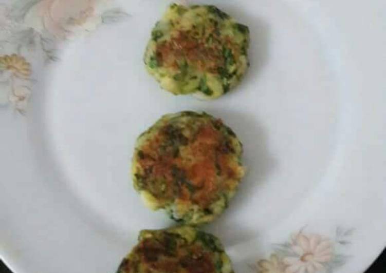 Steps to Make Super Quick Homemade Spinach cutlet