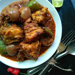 Chicken do pyaza A picture of Chicken do pyaza.
