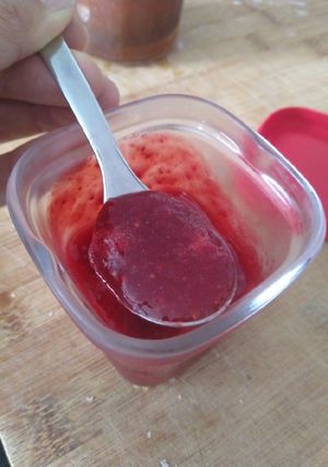 Une photo de Confiture framboise litchi