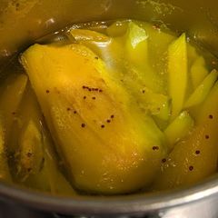 A picture of Kancha Aamer Tok (Raw Mango Tok).