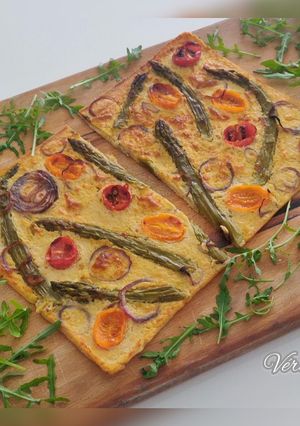 Une photo de Farinata (galette à la farine de pois chiches)