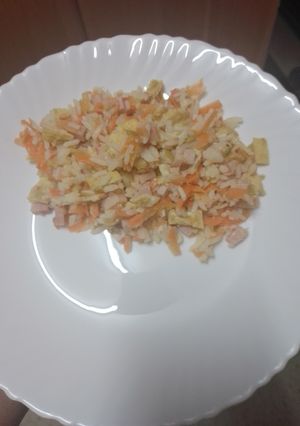 Una foto de Arroz tres delicias express