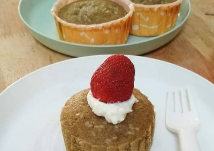 (Gluten Free) Moringa Banana Cake