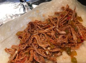 Una foto de Burrito: carne deshebrada 🥩🤗