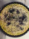 Frittata di zucchine e cipolle in crosta di sesamo e nigella