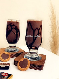 عکسی از دستور شیک شکلات🧋🍫