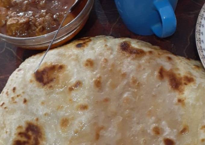 Recipe of Delicious Paratha with salan and tea