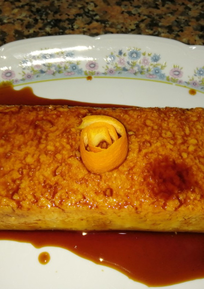 Una foto de Pudín de pan fácil