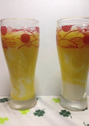 Una foto de Batido de piña con yogur!!