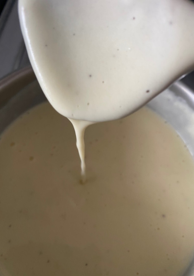 Tejszínes sajtmártás recept fotója