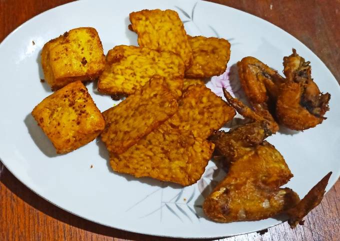 Resep Ayam, Tempe, Tahu Goreng Bumbu Kuning oleh Riri ...