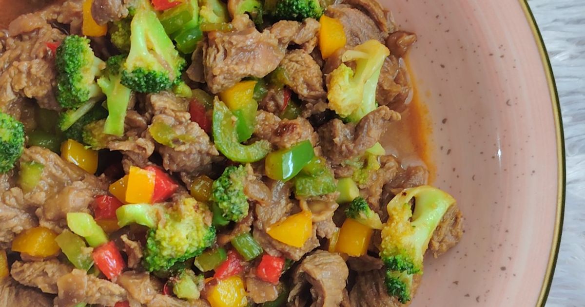 574. Tumis Daging Sapi Jamur Brokoli (Beef Broccoli Mushroom)