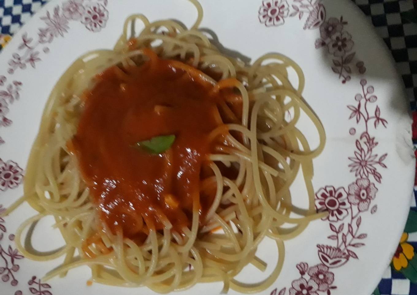 Pasta con salsa de tomate