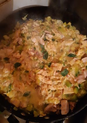 Una foto de Revuelto de zapallito y pollo