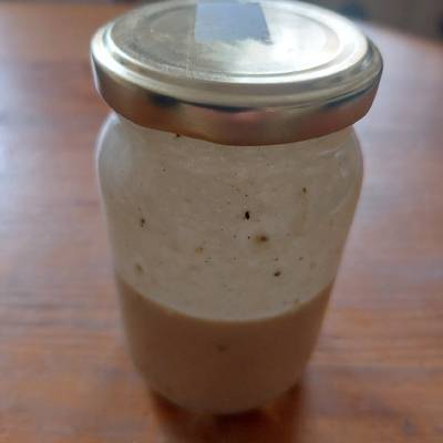 Salsa de yogur, tahini y mostaza, un aderezo que enriquece todo tipo de  platos