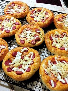 Foto resep Roti Pizza Mini Super Empukk puk puk