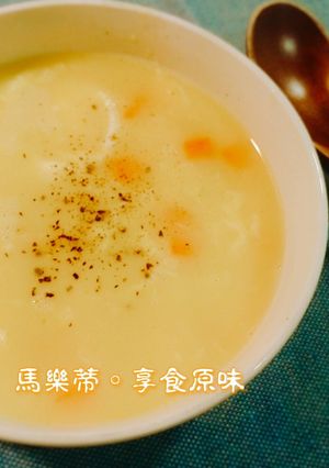 快速上桌料理[自製火腿玉米濃湯 ] 的食譜成品照片