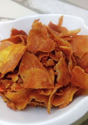 A picture of Crispy Potatoe Chips.