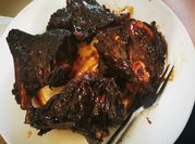 Una foto de carnes parrilla