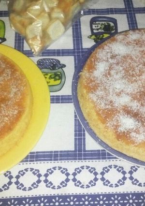 Una foto de Budín y bizcochuelo
