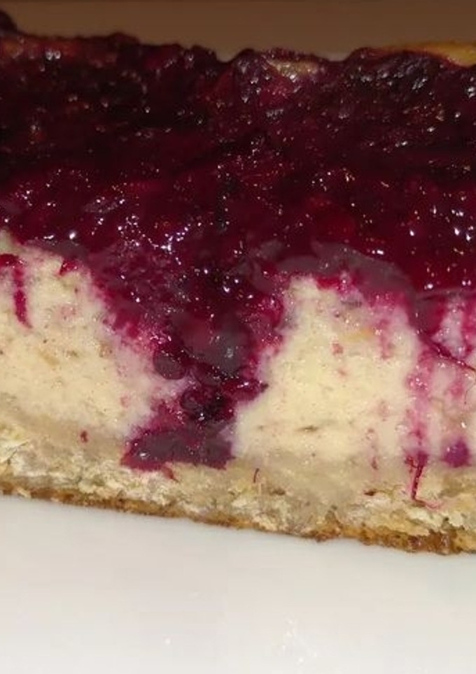 Una foto de Tarta de queso sin azúcar, con base de avena
