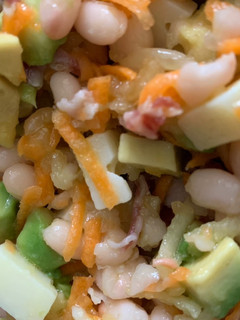 Una foto de Ensalada de judías blancas