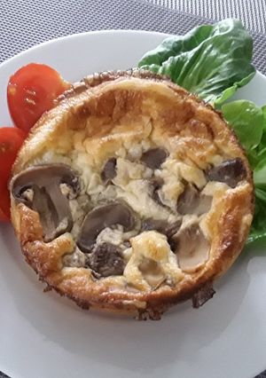 A picture of Sig's Mushroom and Ham Quiche.