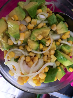 Una foto de Ensalada de aguacate 🥑