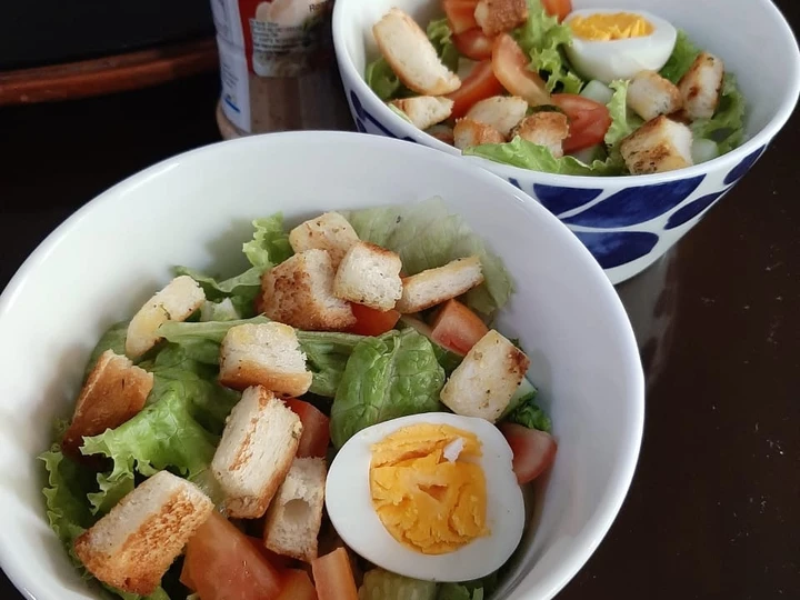 Langkah Mudah untuk Menyiapkan Resep  Salad simple enak gampang yang Enak Banget, Enak