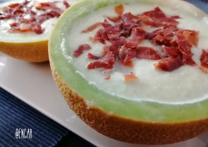 Receta Sopa fría de melón con crujiente de jamón