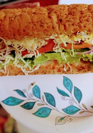सब सैंडविच (sub sandwich recipe in Hindi) रेसिपी मुख्य फोटो