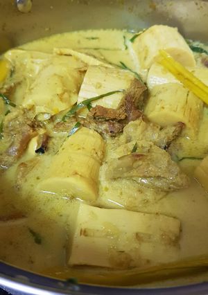 Gambar Rebung masak lemak dgg salai