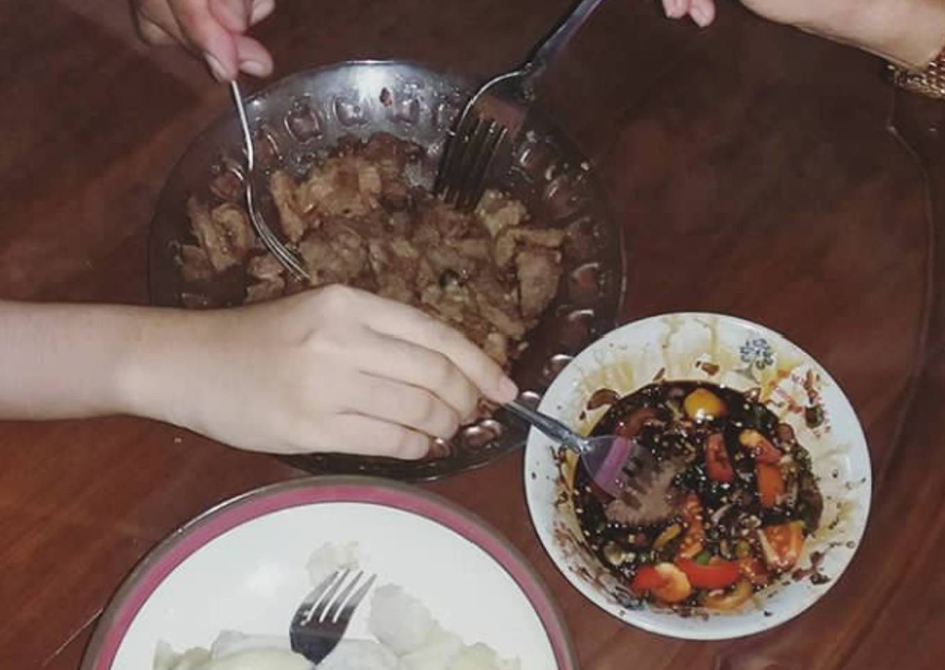 Sapi Panggang Teflon, Sambal Kecap