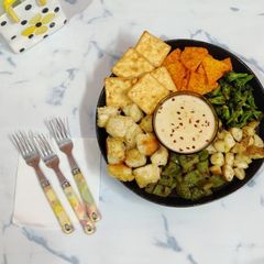 A picture of Indian Cheese Fondue.
