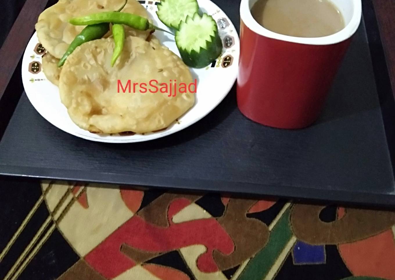 Daal Kachori With tea