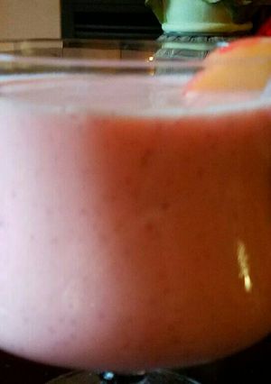 A picture of Mike's Adult Creamy Peach Vanilla Delight!.