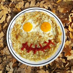 A picture of Halloween Breakfast.