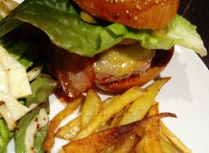 Une photo de Burger maison&frites de panais