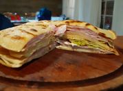 Una foto de panqueque salado