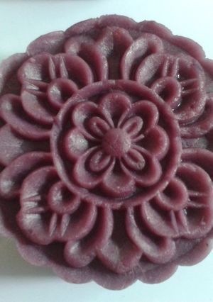 Hình của món Bánh Trung Thu Khoai Lang Tím.