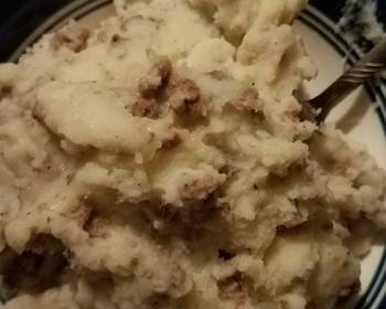 Fresh, Make Recipe Mashed potatoes and hamburger meat with gravy Practical Delicious