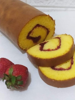 Foto resep Bolu Gulung Selai Stroberi