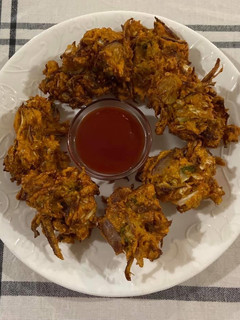 કોબી ના પકોડા(kobi na pakoda recipe in Gujarati) રેસીપી મુખ્ય ફોટો