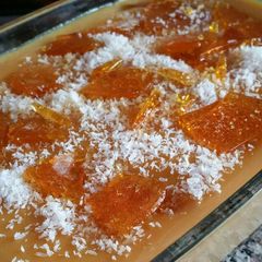 A picture of Caramel Custard.