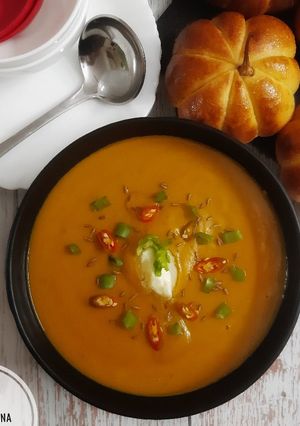 A picture of Cream of Lentil and Pumpkin Soup.
